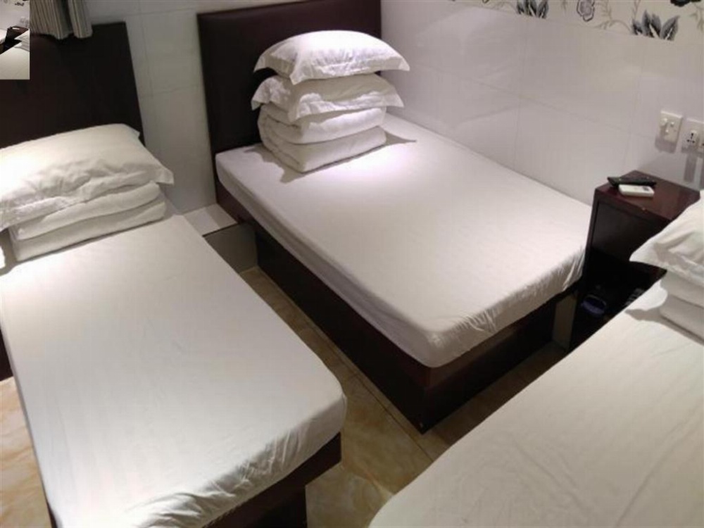 Chung Shing Hotel Image 35