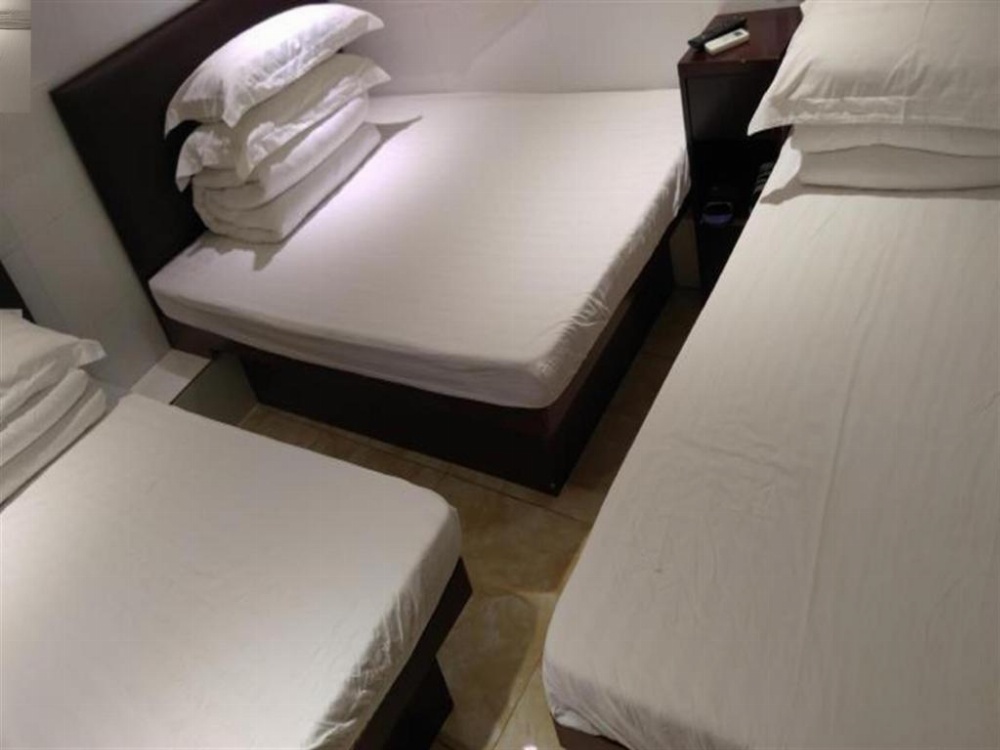 Chung Shing Hotel Image 41